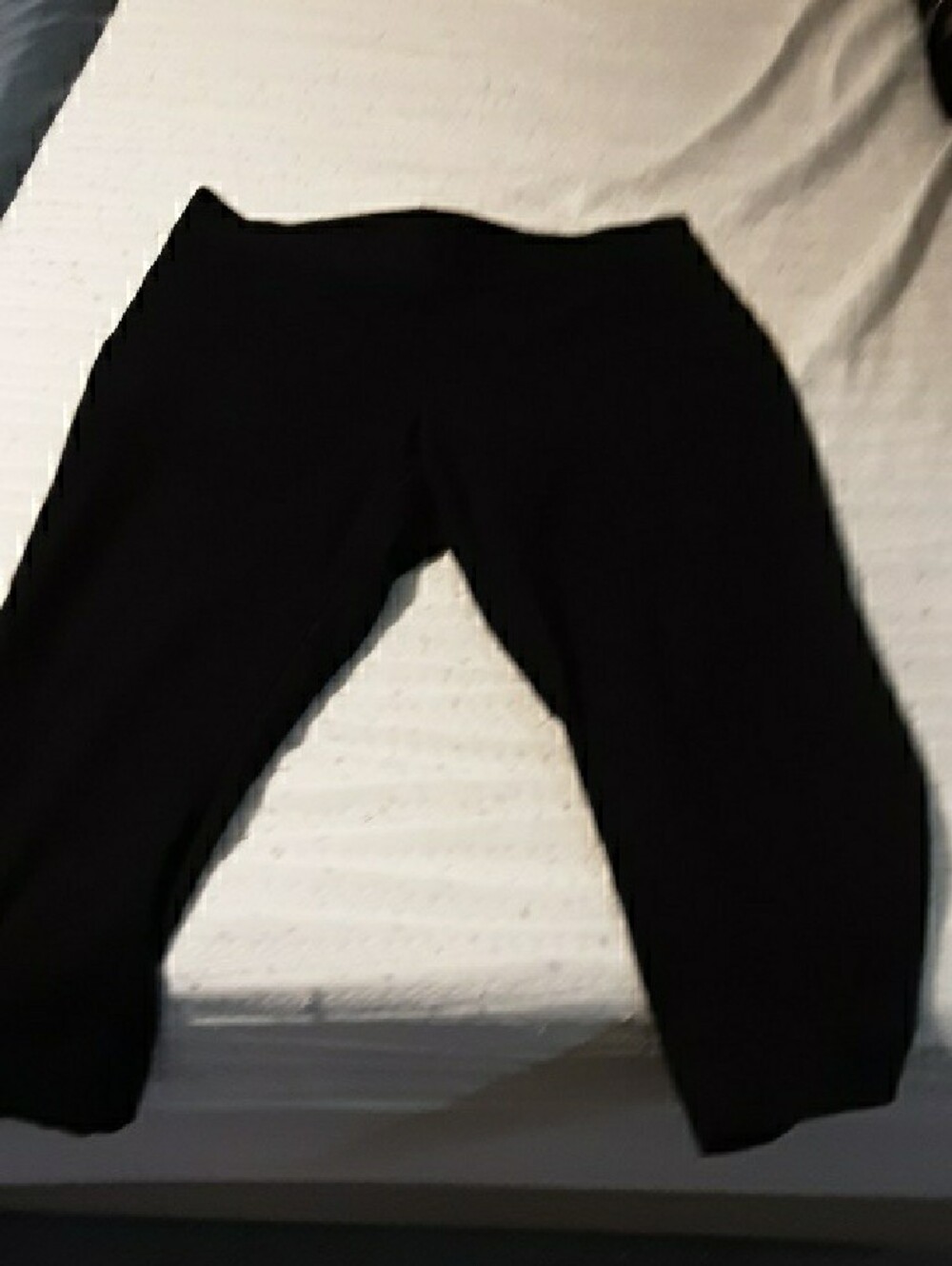 St. John's Bay Black Capri Pants 14 Petite - Picture 6 of 6